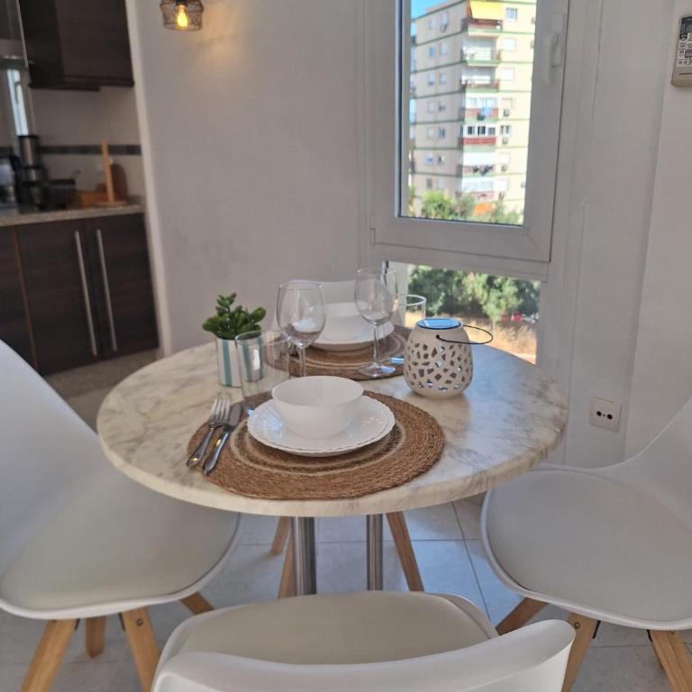 Nice newly renovated 1-bedroom apartment - One-Bedroom Standard Apartment - 10