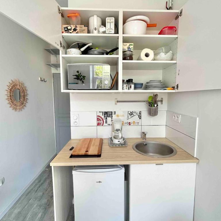 Cozy Bright Downtown Studio with Balcony & Wi-Fi - Apartment mit 2 Schlafzimmern - 4