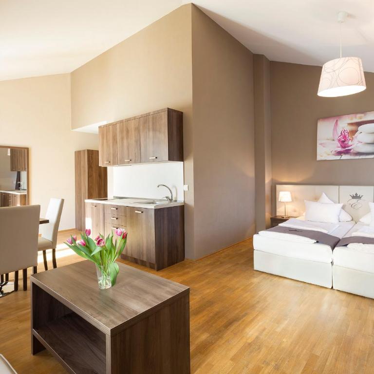 Empress Boutique Hotel - Studio - 2