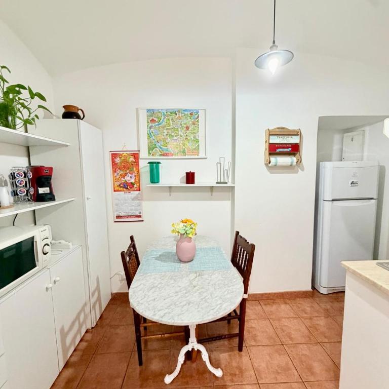 Vacanze Romane Colosseo apartment - Appartamento - 9