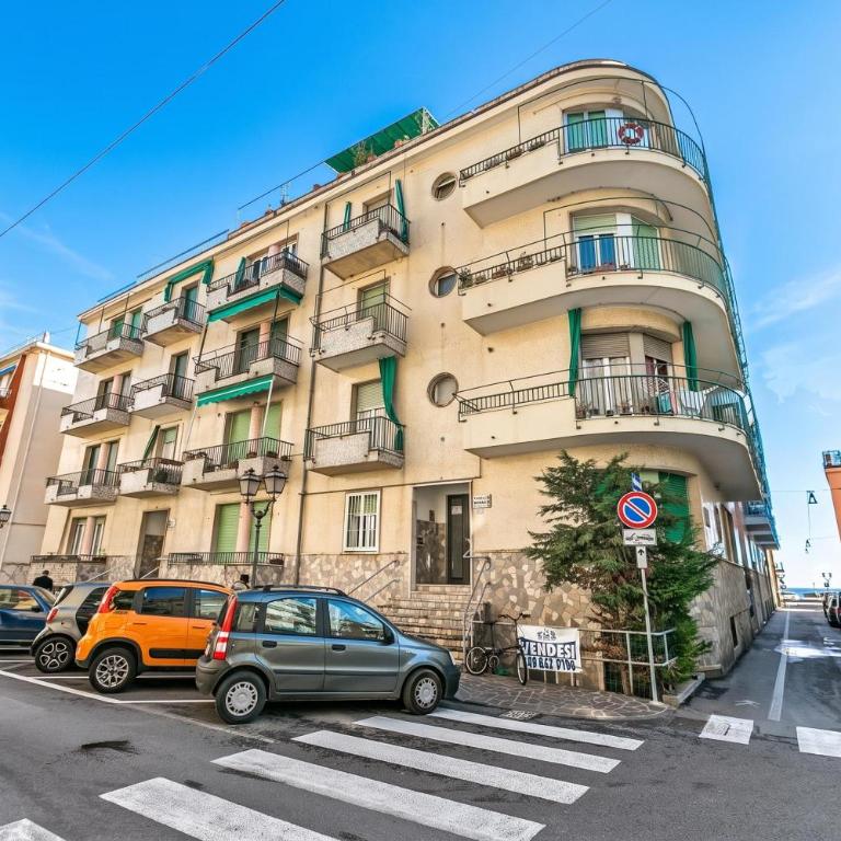 Domus 21 Near Alassio Beach - Happy Rentals - Appartamento con Balcone - 16