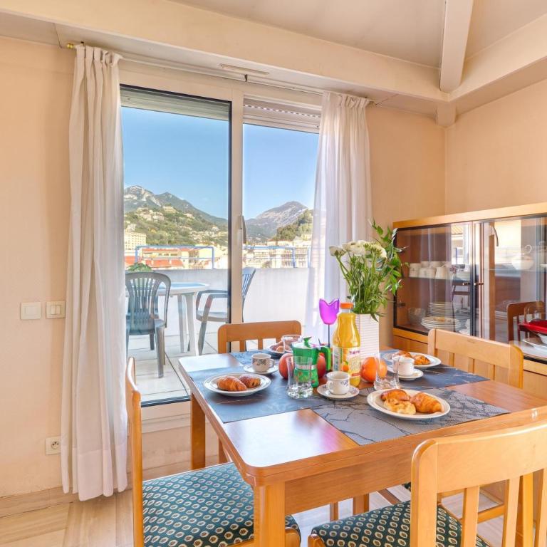 Top Floor Apt Close To The Sea - Happy Rentals - Appartement avec Terrasse - 16