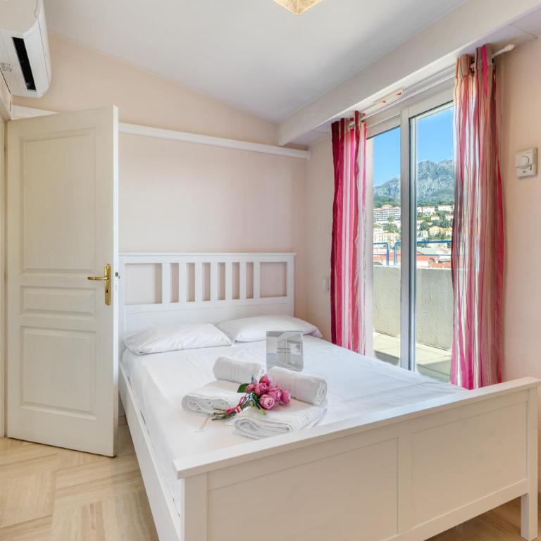 Top Floor Apt Close To The Sea - Happy Rentals - Appartement avec Terrasse - 19