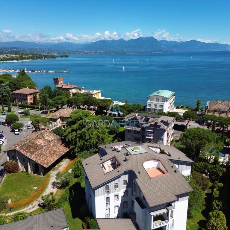 Stella Garda View - Terrazza vista lago - Appartamento con 3 Camere da Letto e Vista Lago - 57