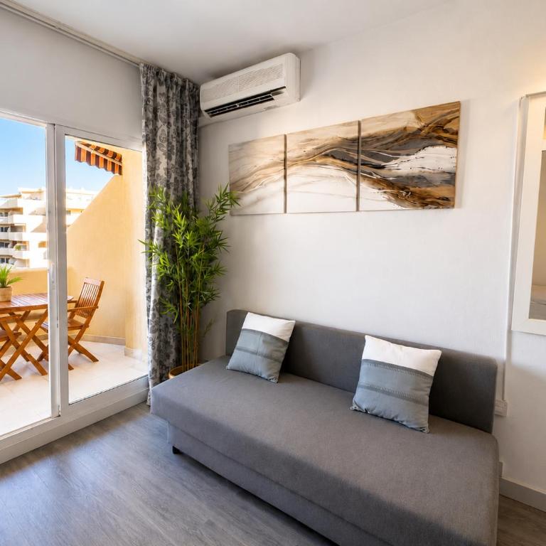 Infinity Sea Views - Beach & Pools - Costa del Sol - King Studio with Sofa Bed - 4