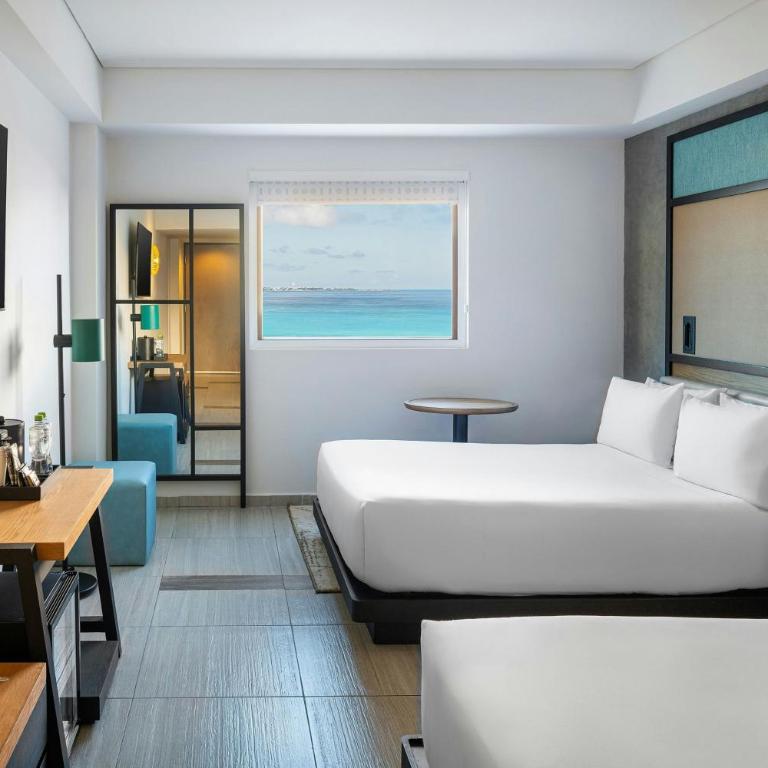 Aloft by Marriott Cancun - Habitación Aloft con vistas a la laguna - 2 camas grandes y barra libre gratuita - 2