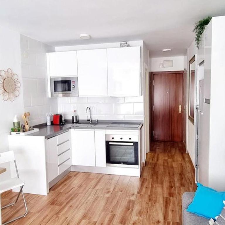 Acogedor estudio en el centro de Torremolinos - Appartement - 5