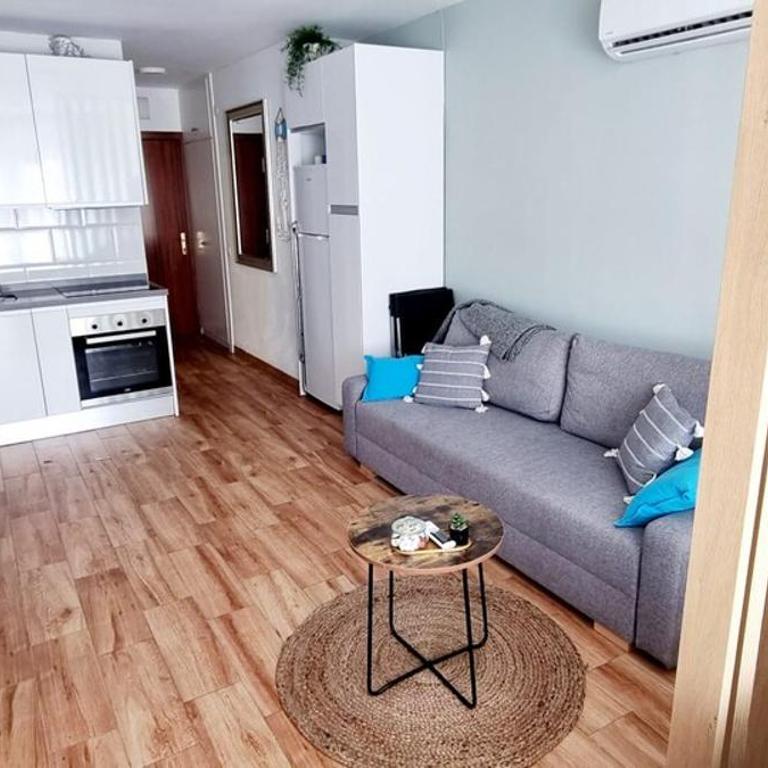 Acogedor estudio en el centro de Torremolinos - Appartement - 7