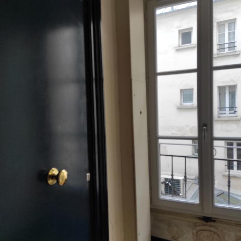 Studio cosy à Paris près du Moulin Rouge & Blanche - Appartement 1 Chambre - 6