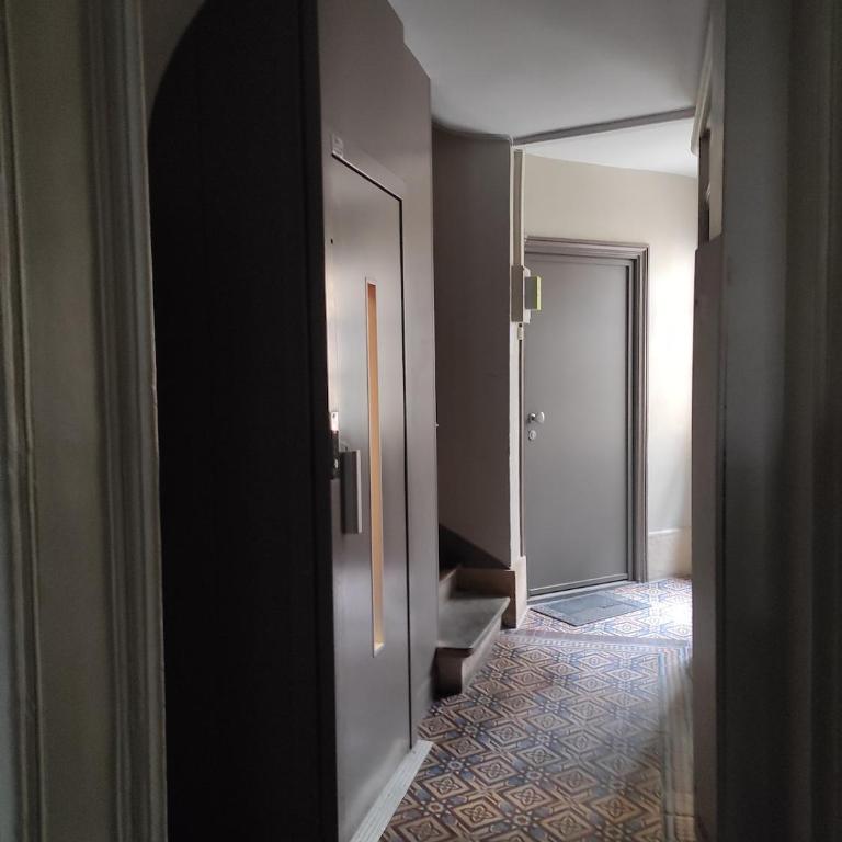 Studio cosy à Paris près du Moulin Rouge & Blanche - Appartement 1 Chambre - 7