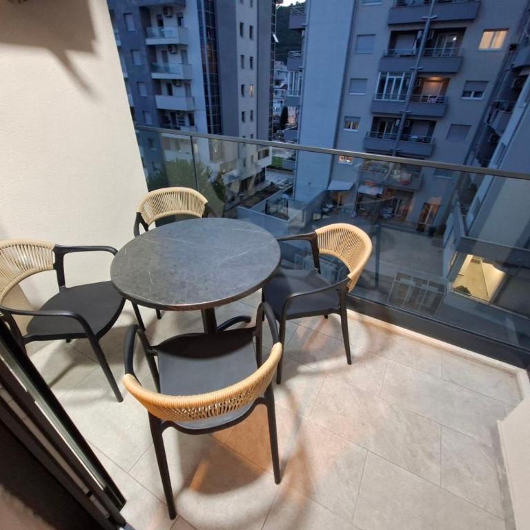 Coko&Mery apartments Budva - Apartment - 7