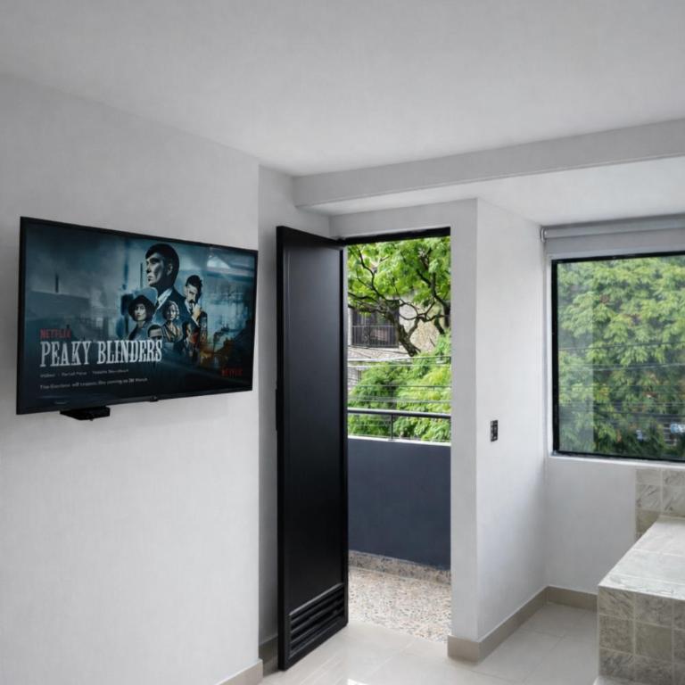 Hotel Ofix - Laureles - Studio with Spa Bath - 12