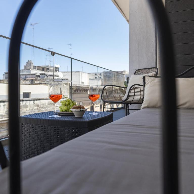 ELECTASTAY Apartments - SantOronzo The Terrace - Apartment with Shower - 5