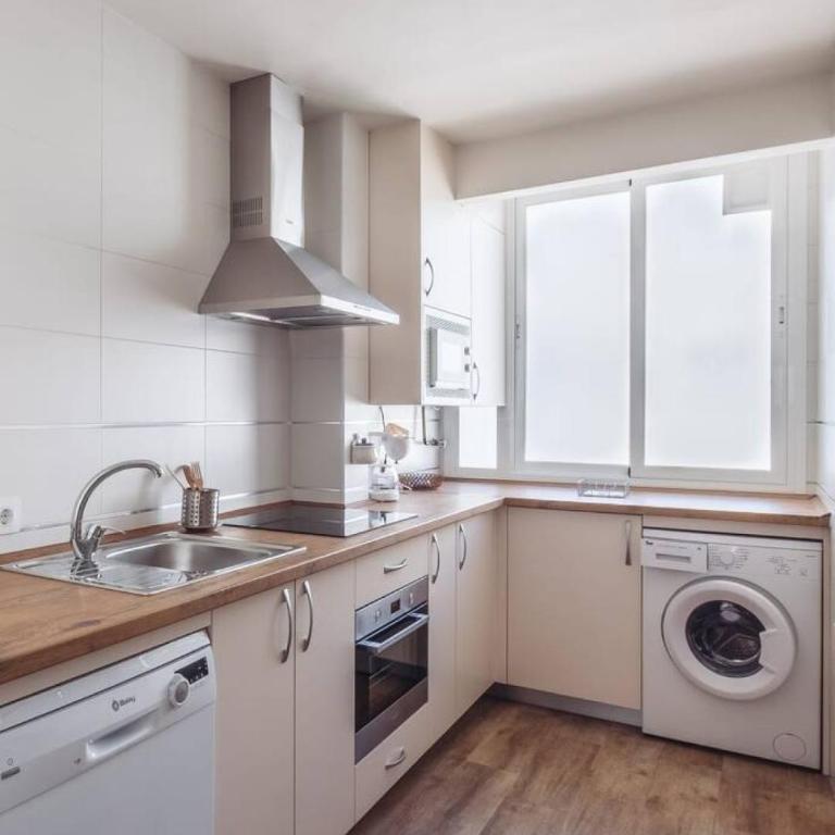 Elegant Sanctuary Close to the Royal Palace Aluche - Apartamento - 9