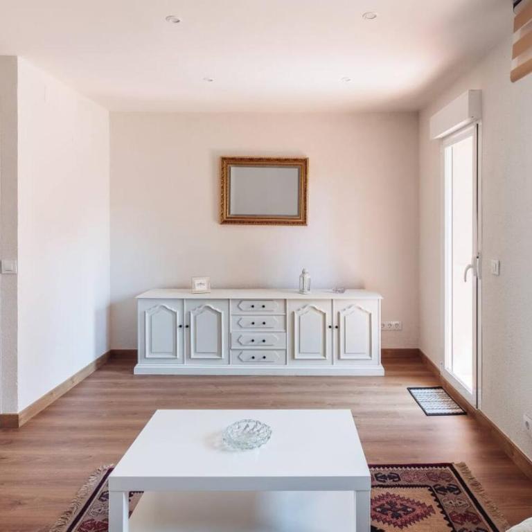 Elegant Sanctuary Close to the Royal Palace Aluche - Apartamento - 12