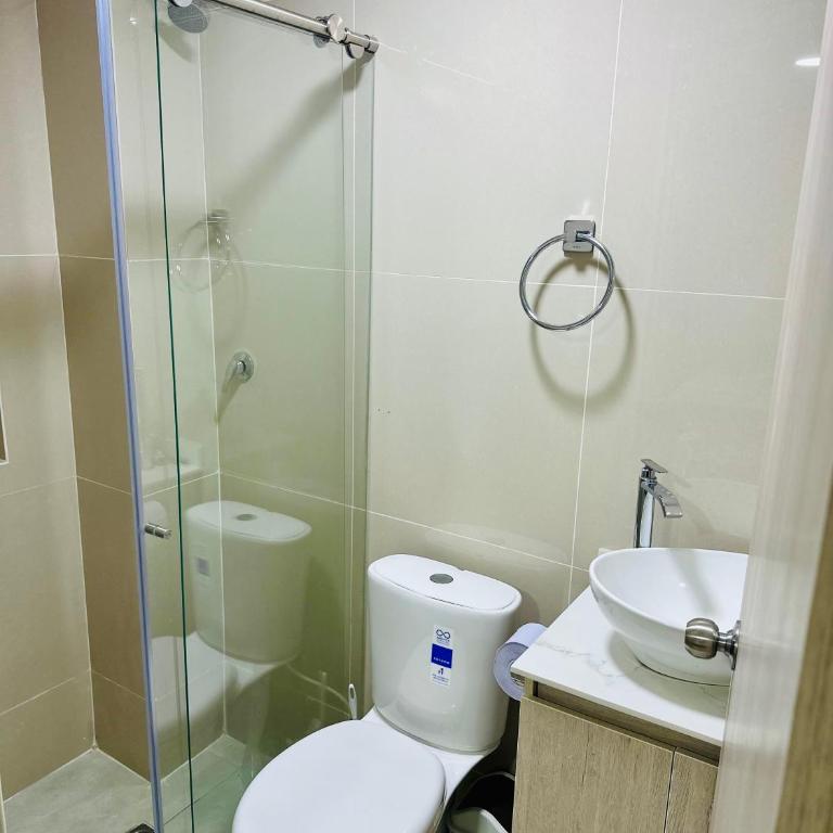 laureles nuevos apartamentos Lil - Three-Bedroom Apartment - 15