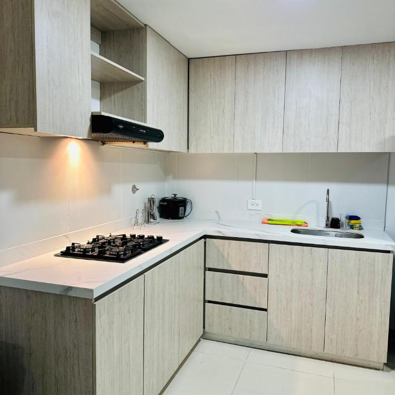 laureles nuevos apartamentos Lil - Three-Bedroom Apartment - 13