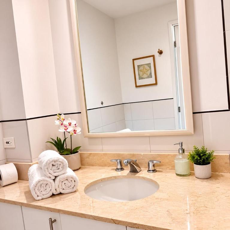 Espectacular apto con vista y salida directa al mar - Two-Bedroom Apartment - 6