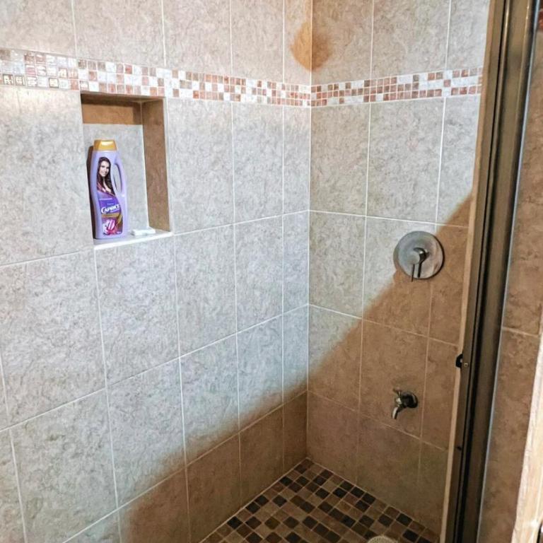 Home 365 Mérida Comodidad, amplitud total, 3 recamaras, 2 baños 5 camas ideal familias Consulado Americano - Three-Bedroom Apartment - 23