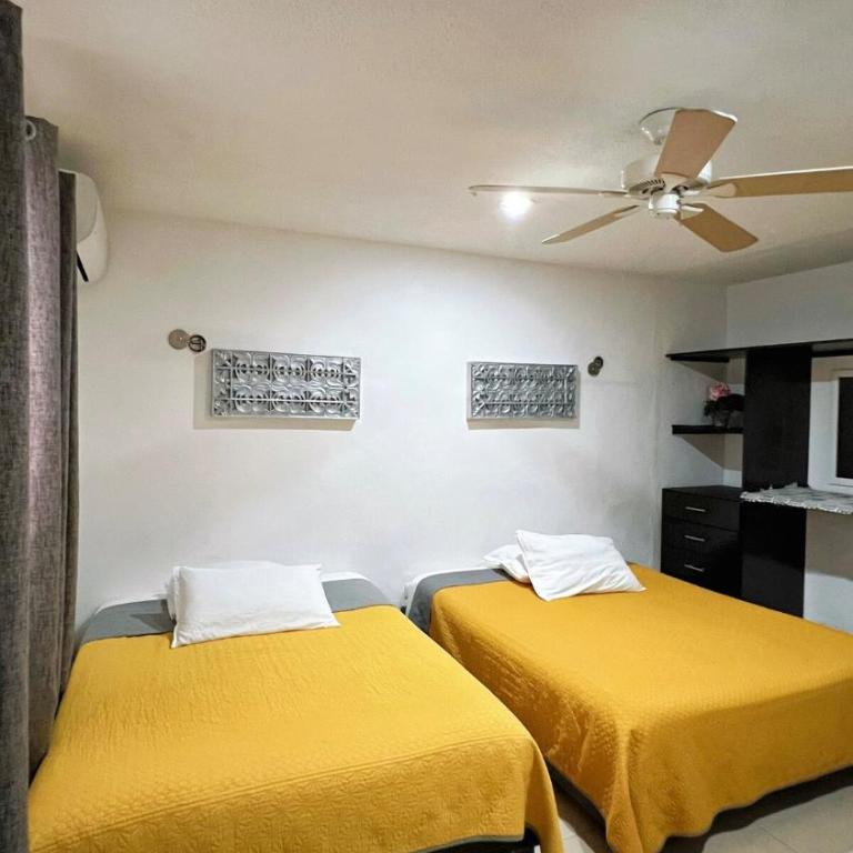 Home 365 Mérida Comodidad, amplitud total, 3 recamaras, 2 baños 5 camas ideal familias Consulado Americano - Three-Bedroom Apartment - 30