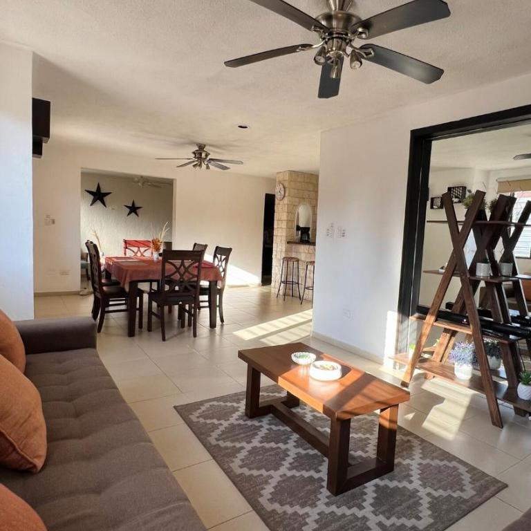 Home 365 Mérida Comodidad, amplitud total, 3 recamaras, 2 baños 5 camas ideal familias Consulado Americano - Three-Bedroom Apartment - 39