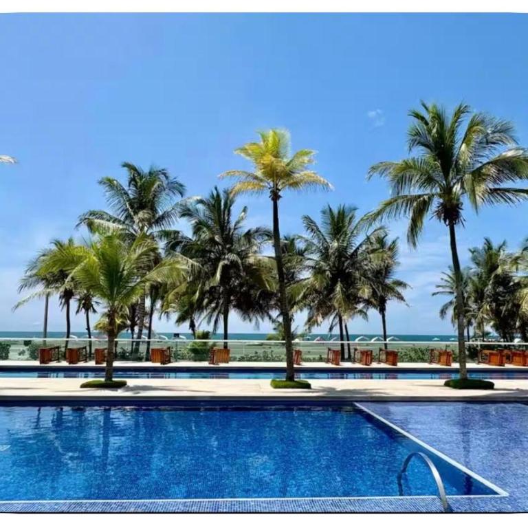 Espectacular apto con vista y salida directa al mar - Two-Bedroom Apartment - 16
