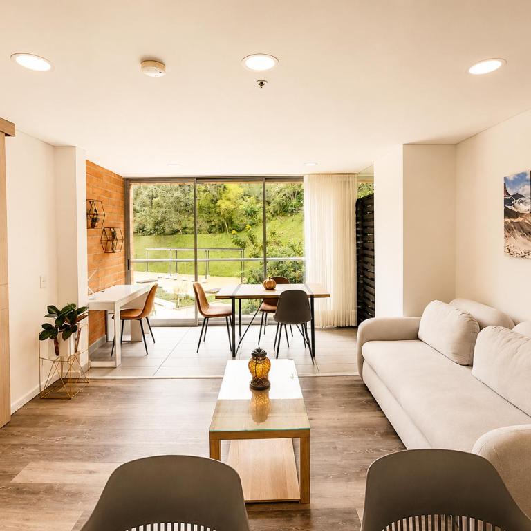 Apartasuite en Rionegro con piscina, gimnasio y spa - One-Bedroom Apartment with Garden View - 18
