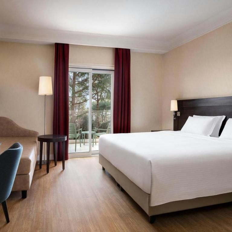 Courtyard by Marriott Rome Central Park - Suite con 2 Camere da Letto, 1 Letto King-Size, Divano-Letto e Vista Cupola San Pietro - 5