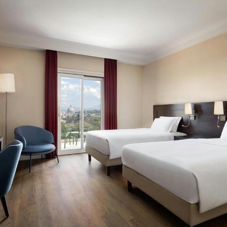 Courtyard by Marriott Rome Central Park - Camera Doppia con Letti Singoli con Vista Cupola - Piano Alto - 4