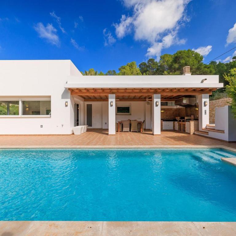Belvilla by OYO La Parada - Three-Bedroom Villa - 1