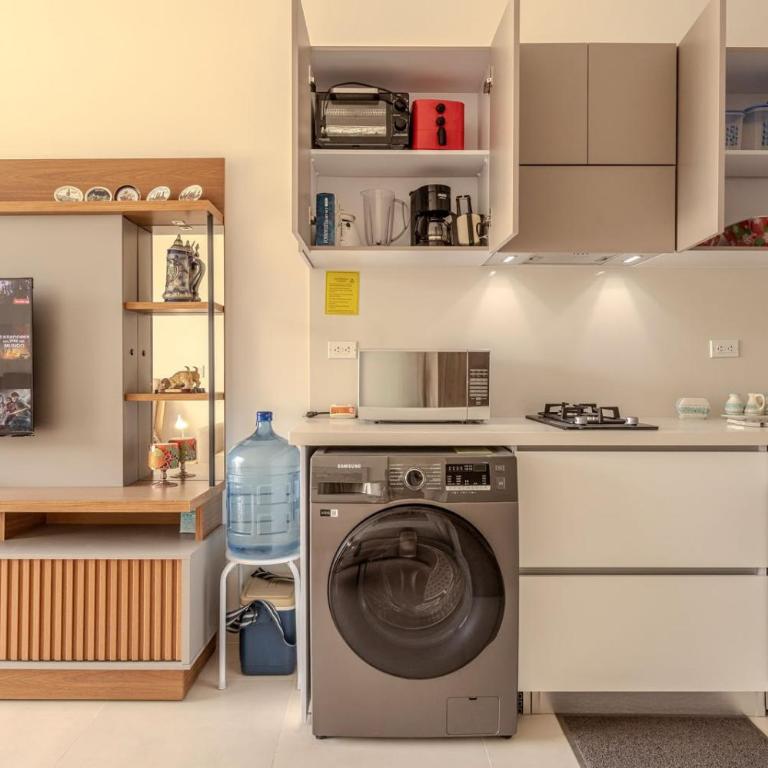 Suite Moderna de Lujo con Piscina y Vista Increíble - Apartamento de 1 dormitorio - 9