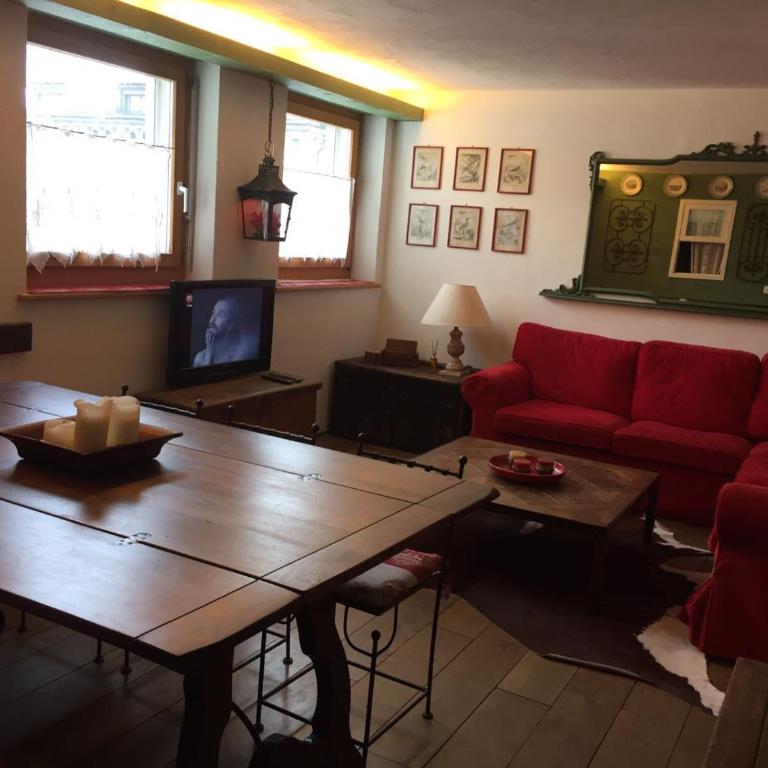 meschihouse - Chesa Engadina - Apartment mit 2 Schlafzimmern - 1