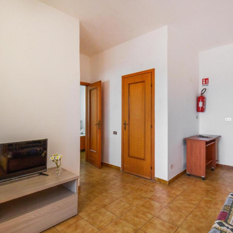 Lovely Home In Marzamemi With Wifi - Four-Bedroom Vacation Home - 5