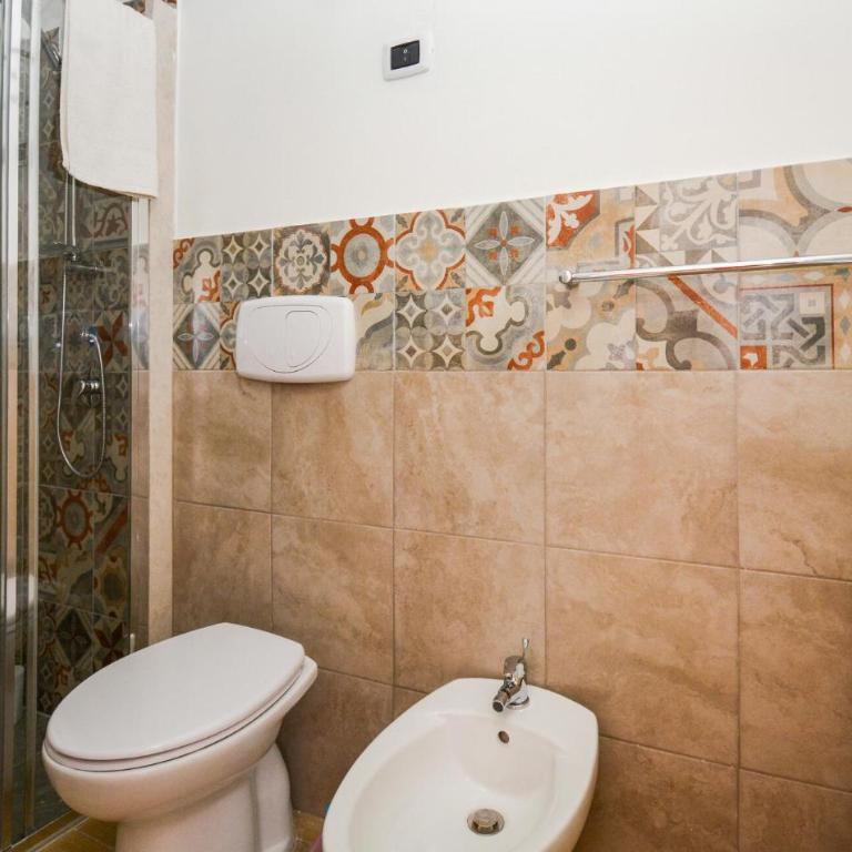 Lovely Home In Marzamemi With Wifi - Four-Bedroom Vacation Home - 13