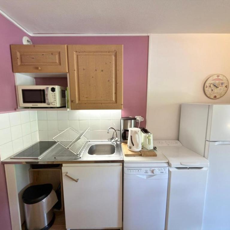Appartement avec terrasse face aux pistes - 4 pers. - FR-1-266-323 - Apartamento - 5