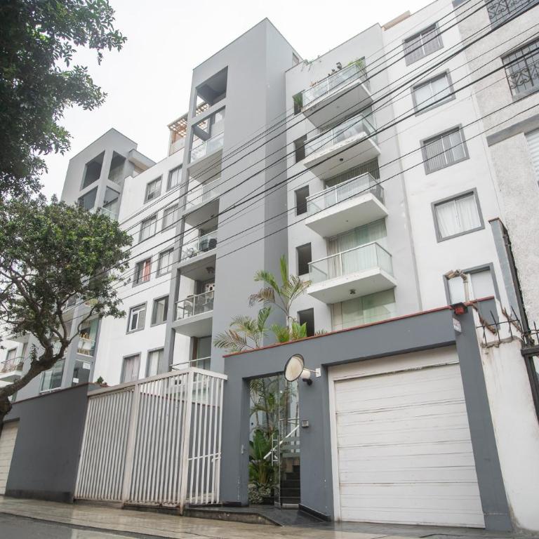 Hermoso Depa en el Corazon de Miraflores - Apartamento de 3 dormitorios con balcón - 1