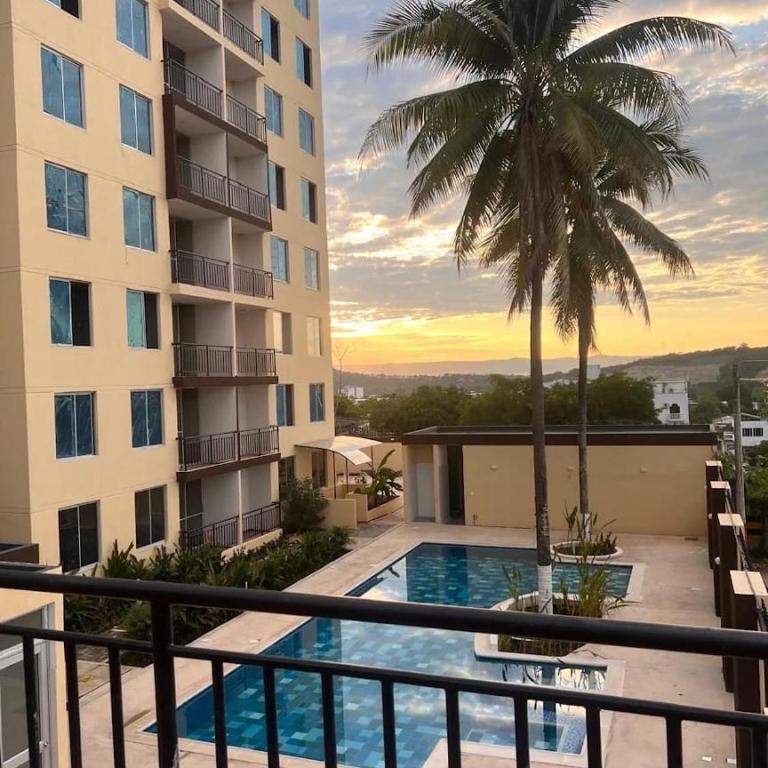Apartamento Vacacional Melgar - Three-Bedroom Apartment - 2