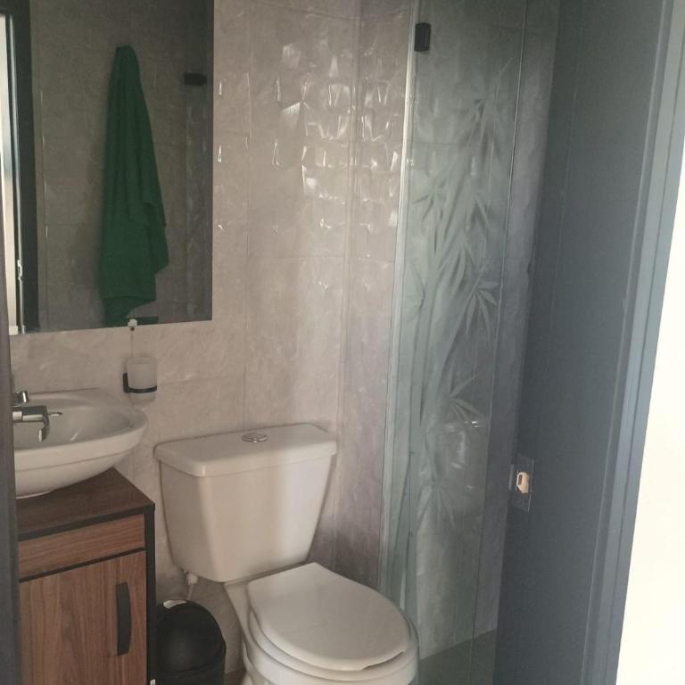 Apartamento Vacacional Melgar - Three-Bedroom Apartment - 9
