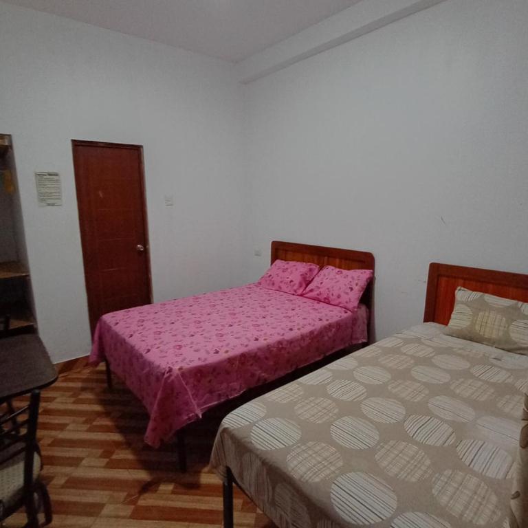 Hospedaje Miramar - Twin Room with Private Bathroom - 1