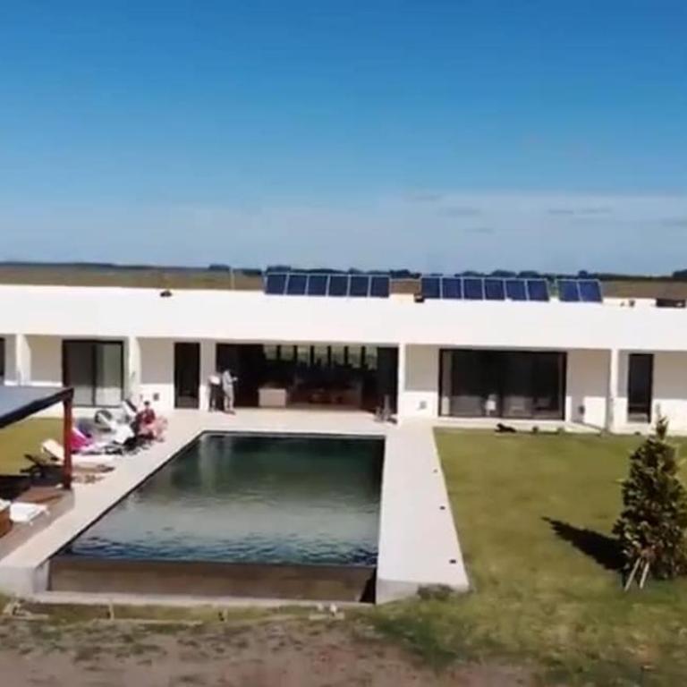 Cañuelas Campo Lindo Polo House - Five-Bedroom House - 9