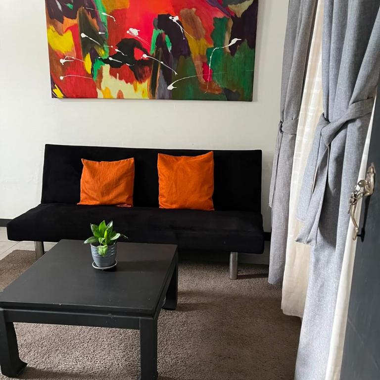 Apartaestudios amoblados en el norte de Cali - Two-Bedroom Apartment - 1