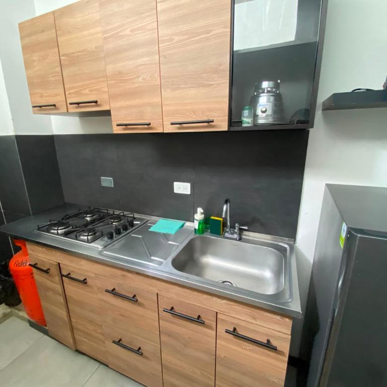 Apartaestudios amoblados en el norte de Cali - Two-Bedroom Apartment - 3