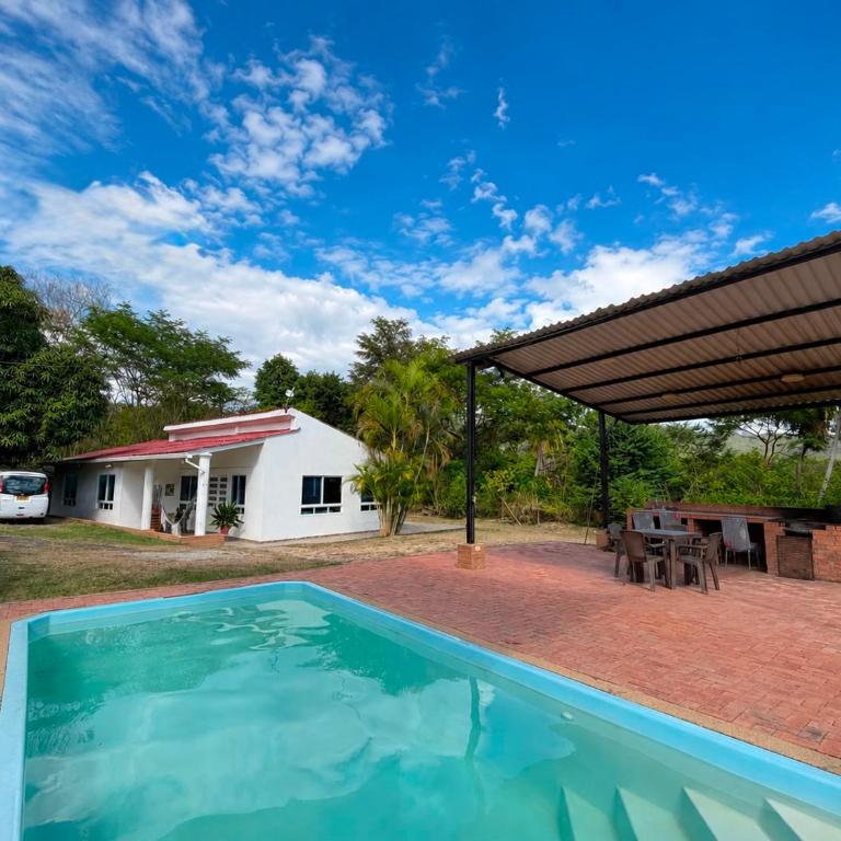 Finca El Balmoral - Casa de 4 dormitorios - 1