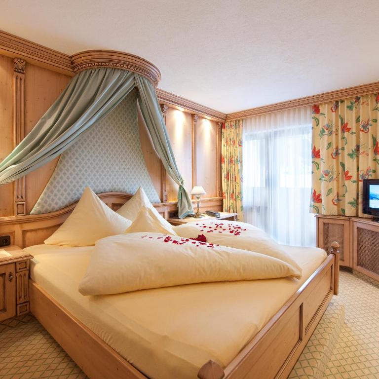 Hotel Jagdhof Bed & Breakfast - Superior Suite - 5
