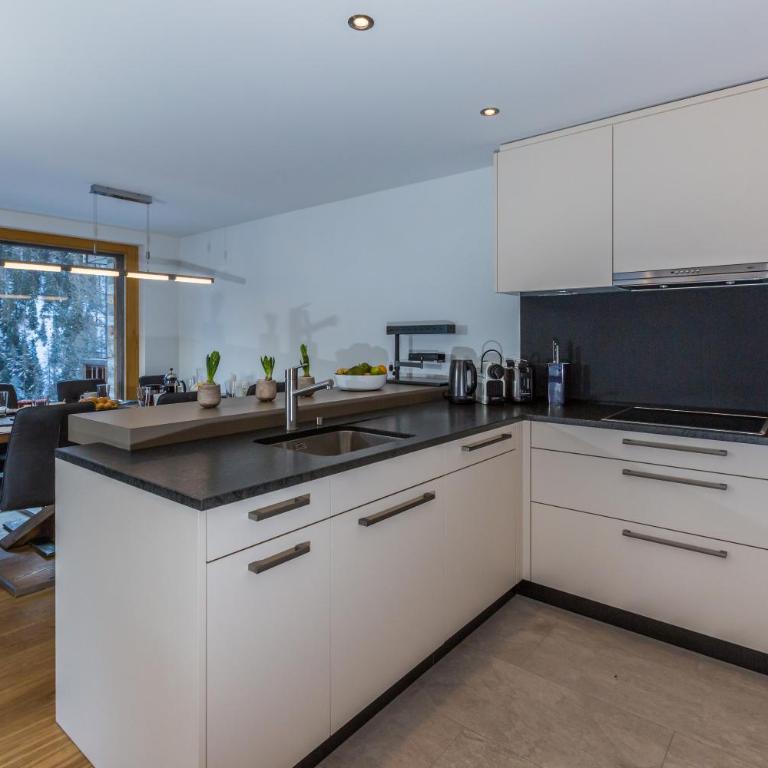 Chalet Les Rahâs by Mrs Miggins - Deluxe drei-Zimmer-Wohnung mit Jacuzzi - 12