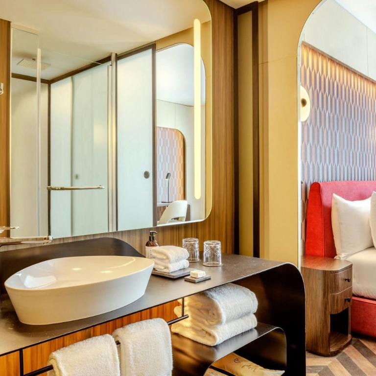 Recoleta Grand, Buenos Aires, a Tribute Portfolio Hotel - Suite Junior con una cama extra grande - 4