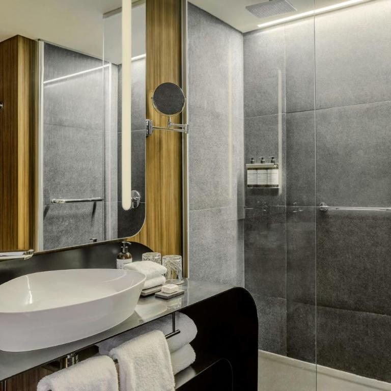 Recoleta Grand, Buenos Aires, a Tribute Portfolio Hotel - Habitación con cama extragrande - Torre - 8