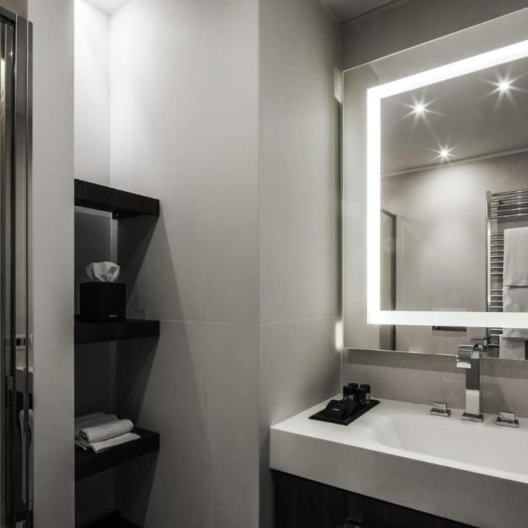 Hyatt Centric Milan Centrale - Camera King Deluxe - 2