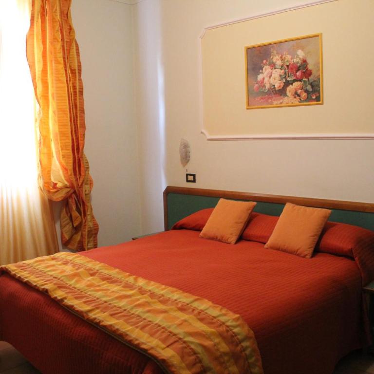 Hotel La Torre - Camera Matrimoniale/Doppia con Letti Singoli - 2