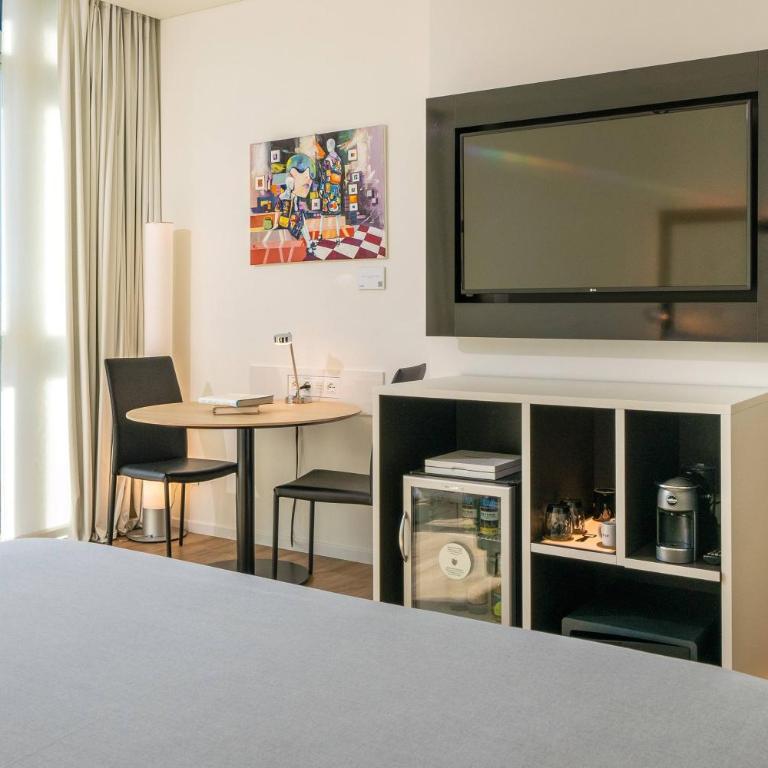 INNSiDE by Meliá Milano Torre GalFa - Superior Double Room °The Studio° - 3